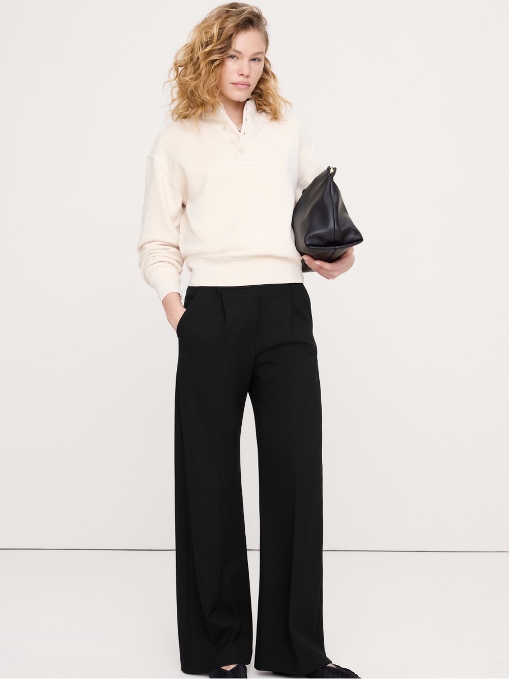 Banana Republic high rise wide leg drapey ponte pull on pant